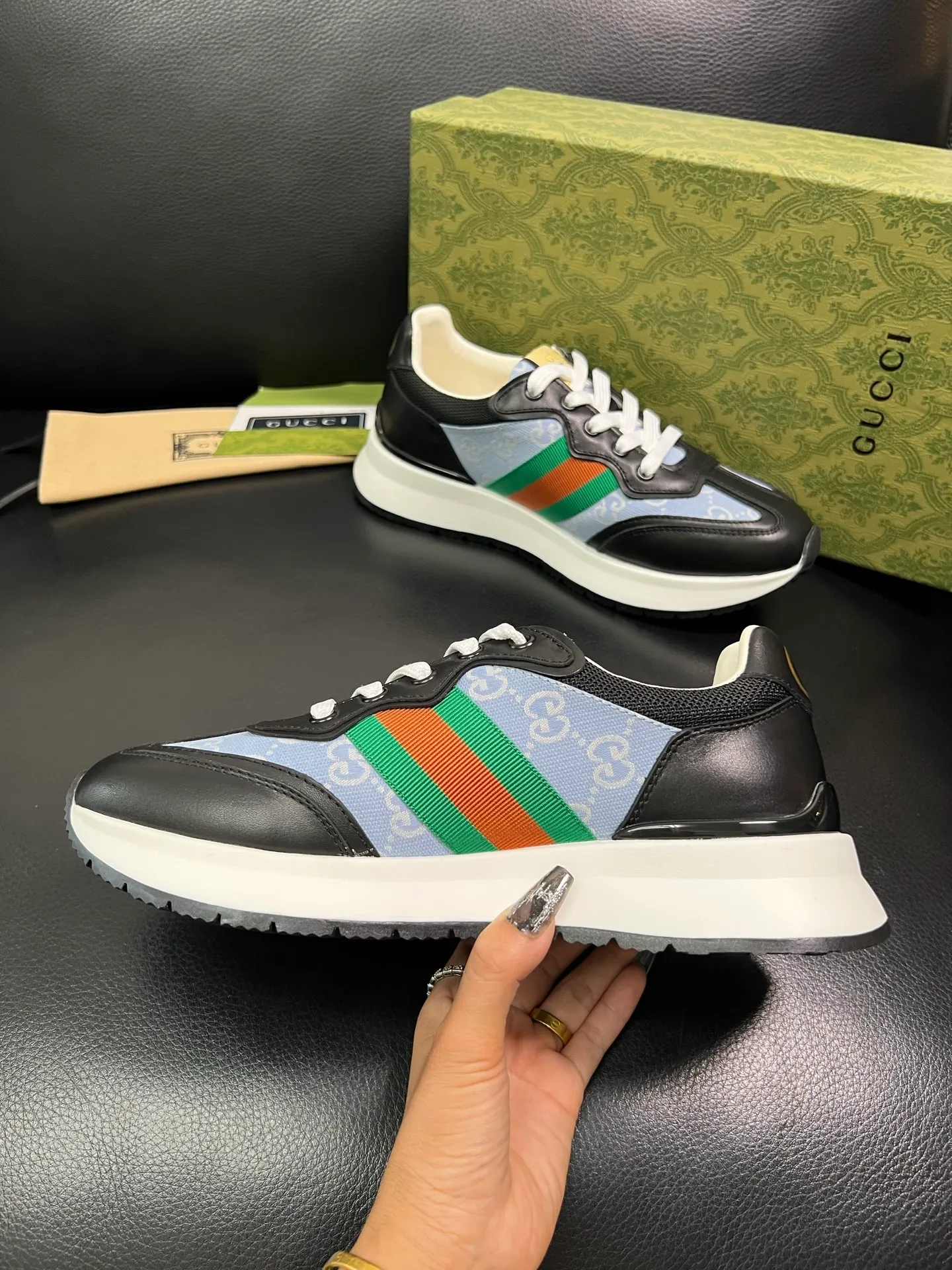 Men's shoes 💰800 Gucci top purchasing Gucci counter new model, original factory configuration of imported cowhide from Italy with printed cloth fabric, imported cowhide lining, breathable and comfortable, sole: original factory special sole is super comfortable, original factory and single goods are high quality, welcome to compare, code number 38-44 (customized 45 46) 85865